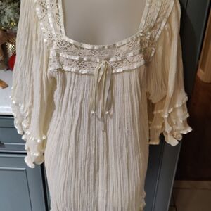 Cream Lace-Trimmed Peasant Blouse
